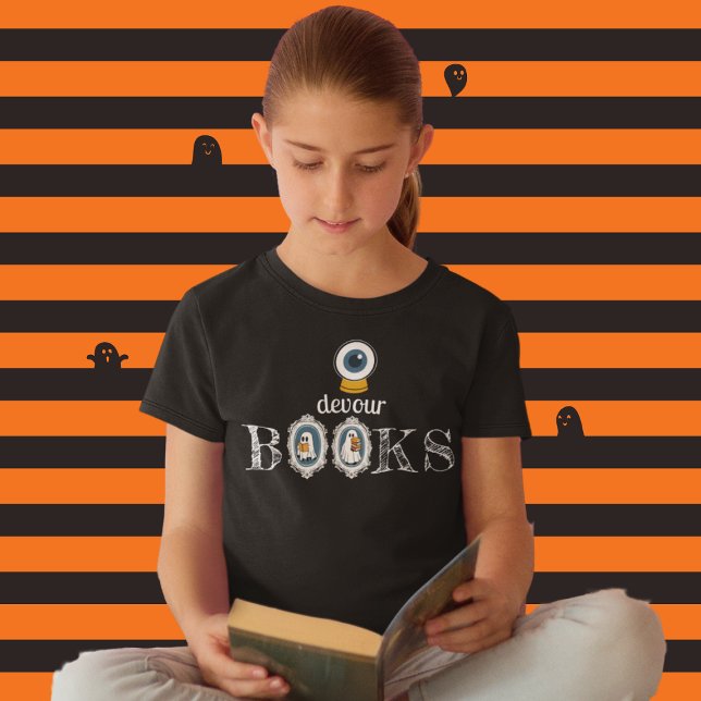 Bok Loving Spöken Halloween T Shirt (This item is for display purposes only to illustrate the design element. )