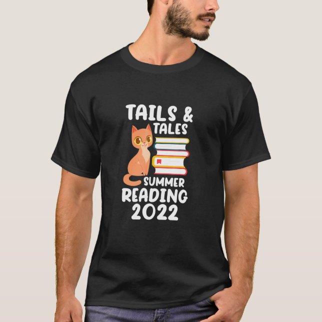 Bok Reader Cat Bokar Svan och Tales sommarläsning T Shirt (Framsida)