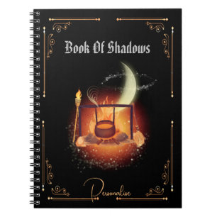 Bok vid Shadows Fire Cauldron Journal Black Anteckningsbok