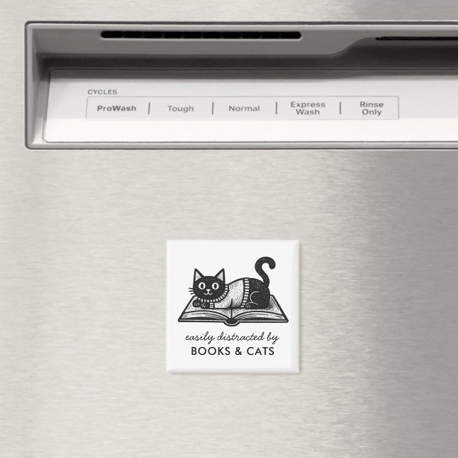 Bokälskande katt rolig slogan svart och vit magnet (In Situ (Dishwasher))