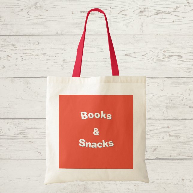 Bokar och slogan för anpassadet Snacks Tygkasse (Bright modern tote with a slogan that can be customized)