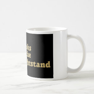 Bokar på den Nightstand muggen Kaffemugg