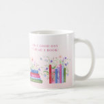 Bokar Shelf Stacks Bra Day Wildblomma Blommigt Kaffemugg<br><div class="desc">Kläck upp med en klassisk bok och din valfria dryck! Elegant handmålad vattenfärgsgrafik, parad med citatet "Det är en bra dag att läsa en bok!" Förpackningar med bokar lodrät och vågrät med vilda blommor och vinstockar över blekens rosa (färg kan ändras). Art av internationellt licensierad konstnär och formgivare, Audrey Jeanne...</div>