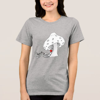 Bokmaskläsning under ett svamprum t shirt