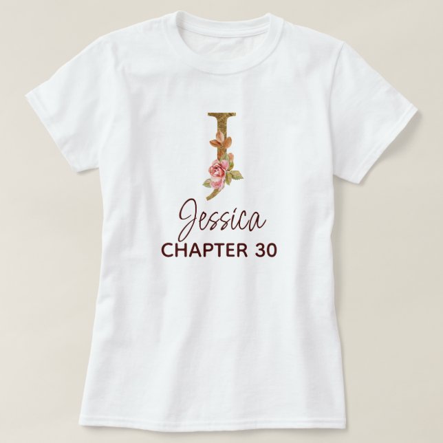 Bokstav J Guldmonogram rosafärgade rosor födelseda T Shirt (Design framsida)