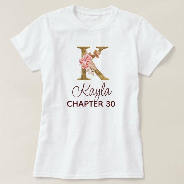 Bokstav K Guld Monogram Rosafärgade Rosor Födelsed T Shirt (Design framsida)