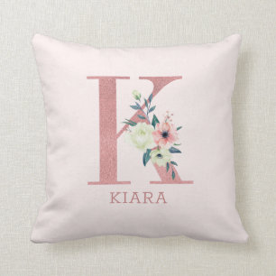Bokstav K Rosa akvarellblommig monogrammonogram ba Kudde