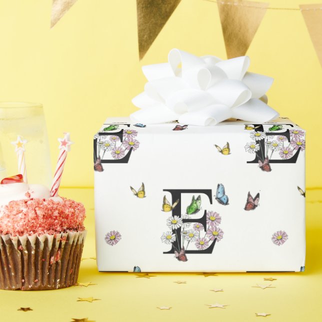Bokstaven E Blommig Akvarell Fjäril Monogram    Presentpapper (Födelsedagsfest)