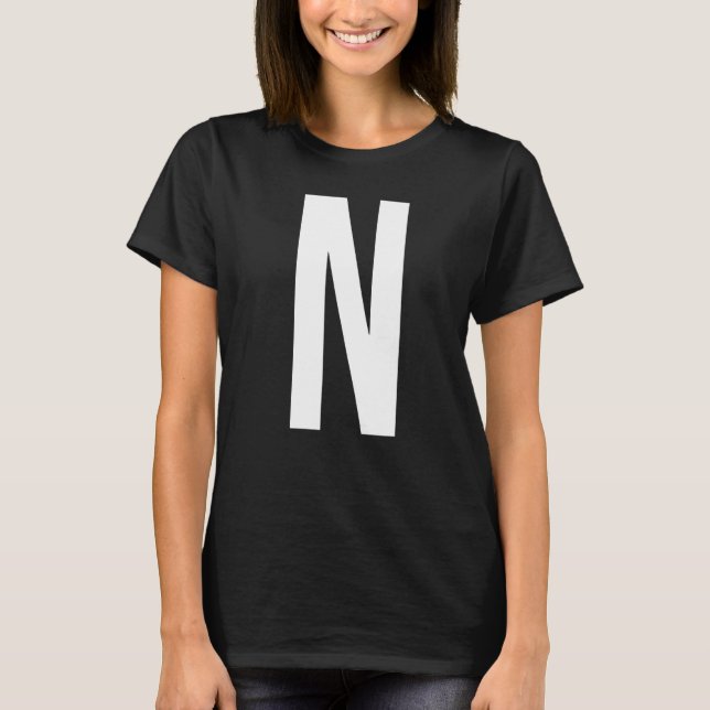 BOKSTAVEN N ALFABETET MONOGRAM INITIAL T SHIRT (Framsida)