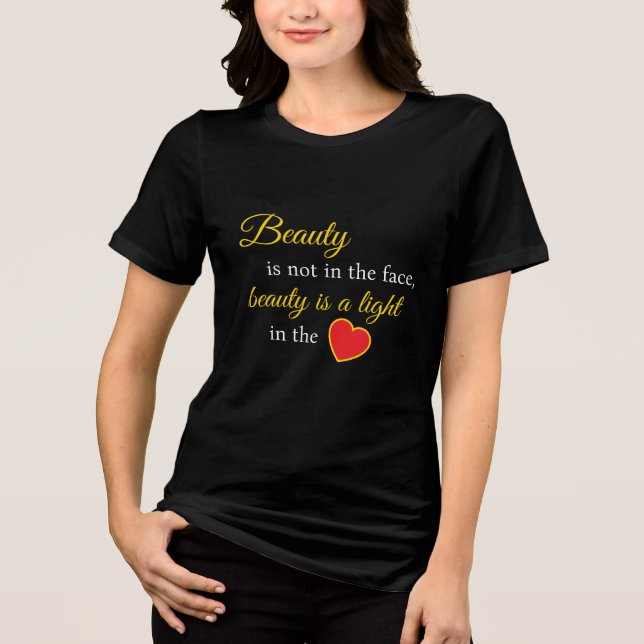 Bold Beauty Slogan Tee – Dam Svart T-Shirt (Framsida)