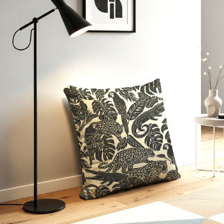 Bold Black and Cream Tropical Jungle Animals  Kudde