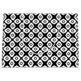 Bold Black and White Symmetrical Arabesque Pattern