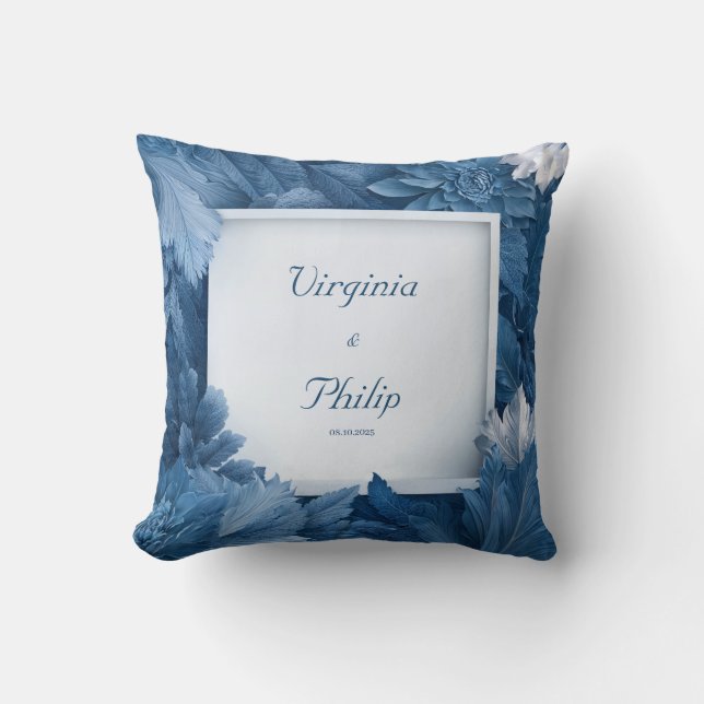 Bold Blue Blommigt Botanical Bröllop Kudde (Framsida)