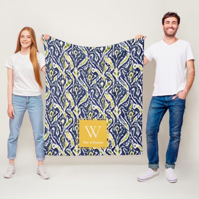 Bold Blue Gult Abstrakt Classy Ikat Monogram Fleecefilt (På plats)