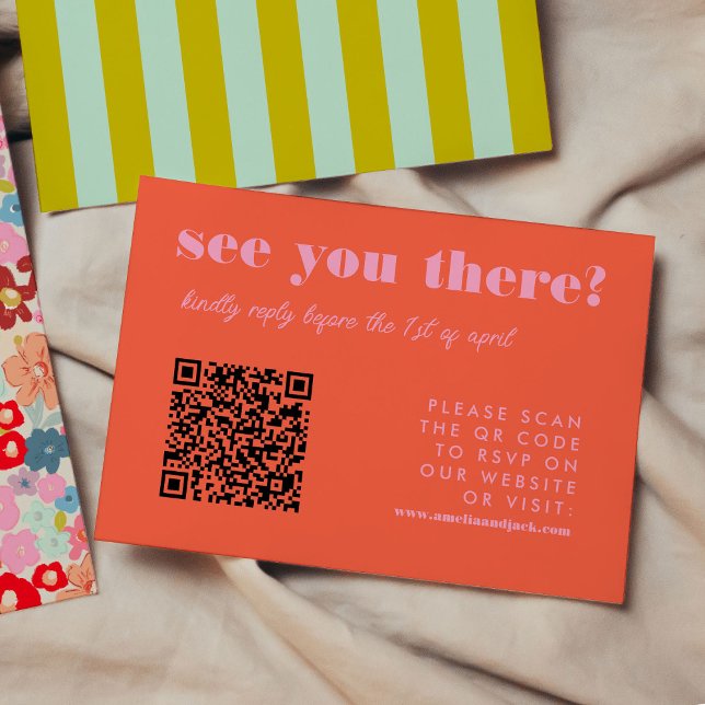 Bold Bright Red and Rosa QR Code OSA Bröllop (Bold Bright Red and Pink QR Code RSVP Wedding, green and mint blue stripes on backside)