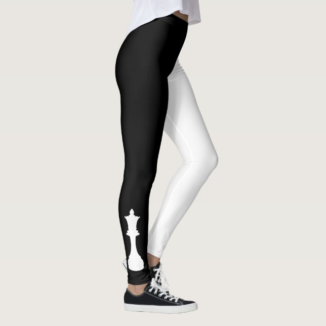 Bold Chess Queen Black and White Leggings (Höger)