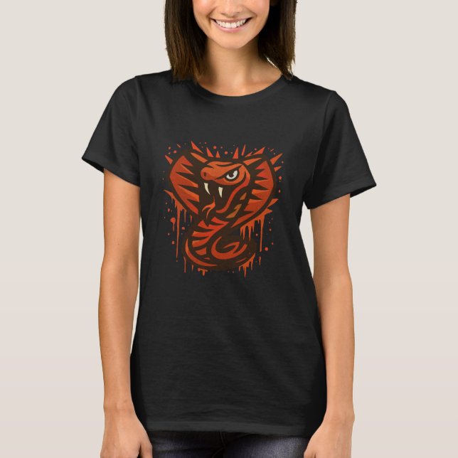 Bold Cobra Illustration – Fierce Modern Snake  T Shirt (Framsida)