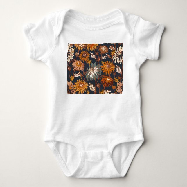 Bold Dahlia Chrysanthemum Chinese Mönster T Shirt (Framsida)