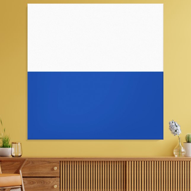 Bold Deep Blue White Minimalist Färg Block Halves Canvastryck (Insitu (Vardagsrum))