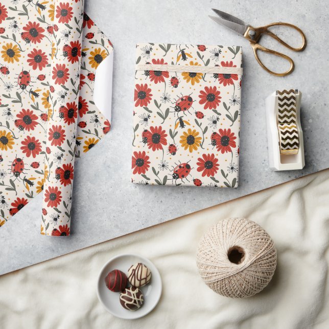 Bold Ladybug-design Presentpapper (Hantverk)