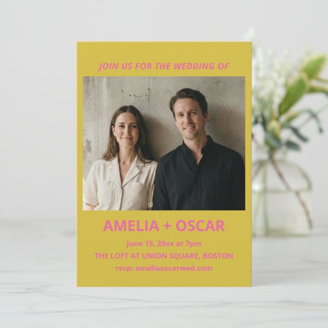 Bold Modern Chartreuse Pink Yellow Wedding Photo Inbjudningar (Stående Fram)