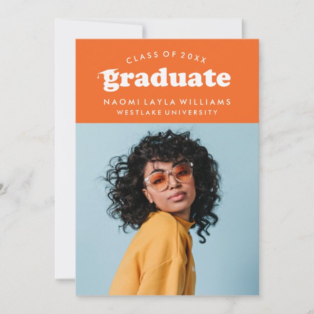 BOLD MODERN RETRO STUDENT | INBJUDAN TILL STUDENTE (Framsida)