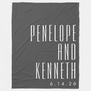 Bold Namn Retro Typography Black White Bröllop Fleecefilt