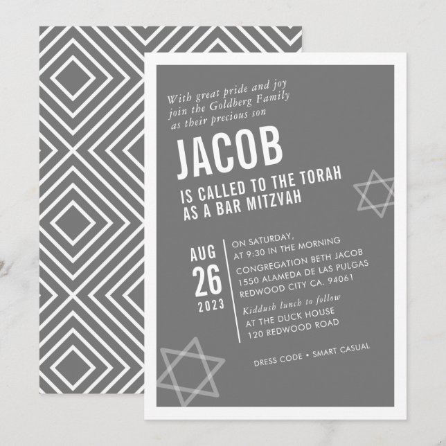 BOLD PUB MITZVAH, modernt vinkelt grått vitt Inbjudningar (Fram/baksida)