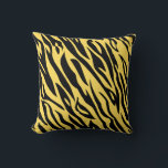 Bold Tiger Rand Mönster Dekorativ kudde<br><div class="desc">Släpp loss vilden i din hemdekoration med den djärva tigraren rand dekorativ kudde! Med en slående gult och svart mönster ger den här öga-fångstdesignen ett starkt, modernt kant till vilket utrymme som helst - oavsett om du formar ett vardagsrum, sovrum eller kreativ studio. Perfekt för älskare, insida som kallas djungeltemer,...</div>