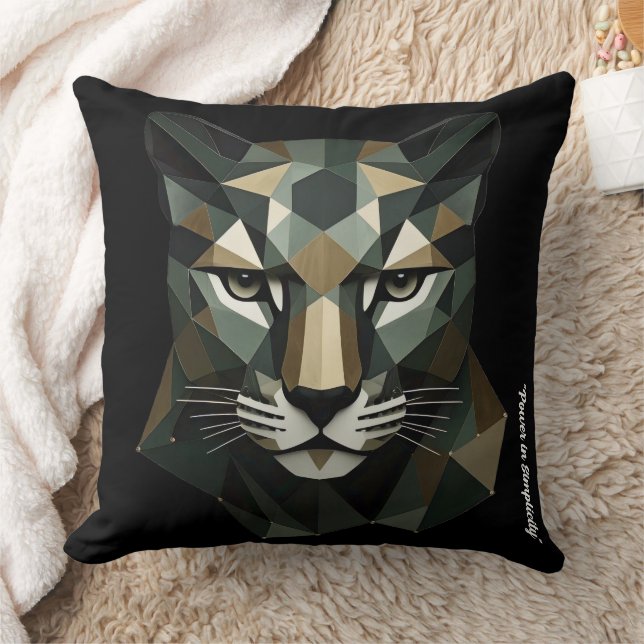 "Bold Triangular Form" Throw Pillow Kudde (Filt)