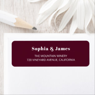 Bold Typografi Burgundy Minimalist Bröllop Returadress Etikett