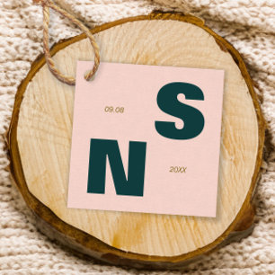 Bold Typography Monogram Bröllop Gift Gåvor Etiketter