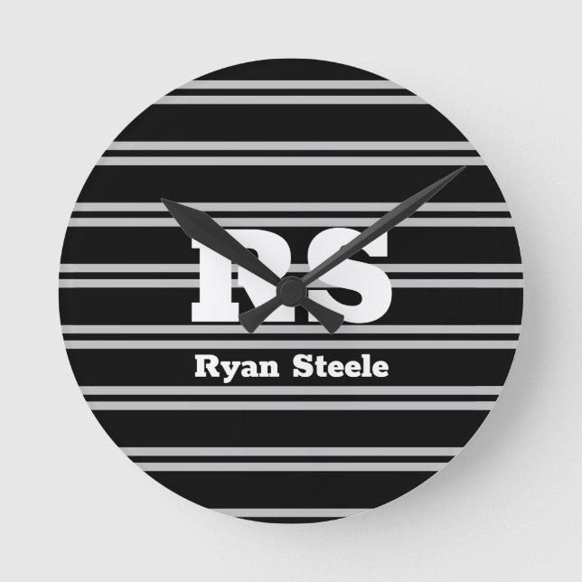 Bold White Monogram & Name, Lt Grey Lines on Black Rund Klocka (Framsida)