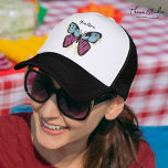 Bold Woman Personlig Namn Rustic Butterfly Keps<br><div class="desc">Utforska Rustic Butterfly-designen från den feta kvinnan i Vintagen - en hyllning till styrka och skönhet. Med djärv typografi, ömtåliga fjärilmotiv och inspirerande citat firar denna kvinnodag helhjärtat orädda kvinnor med tidlös stil och med kraft. 👩 ‍ 💕 🎉: bilder är endast mockup; de faktiska produktstorlekarna och färg följer Zazzle-standarderna....</div>