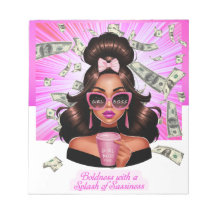 BOLDNESS MED EN STÄNK AV SASSINESS