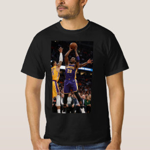 Boll är Life: Classic Basketball Player T-Shirt