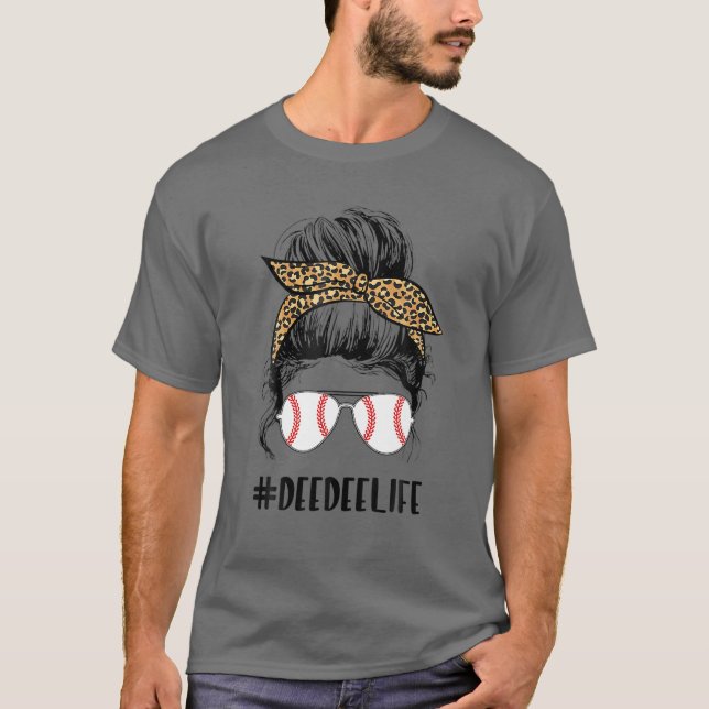 Boll Deedee Life Messy Bun Leopard Teeball Deedee T Shirt (Framsida)