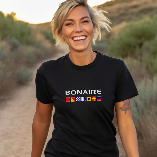Bonaire Nautical Sailing Flaggor Mörk Färg T Shirt (Skapare uppladdad)