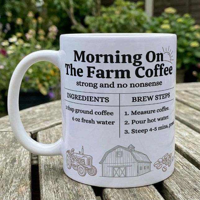 Bondgårds kaffebryggning steg morgon på gården kaffemugg (Skapare uppladdad)