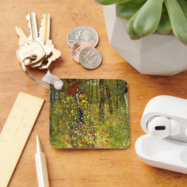 Bondgårdsträdgård med krucifix av Gustav Klimt Nyckelring (Skrivbord)