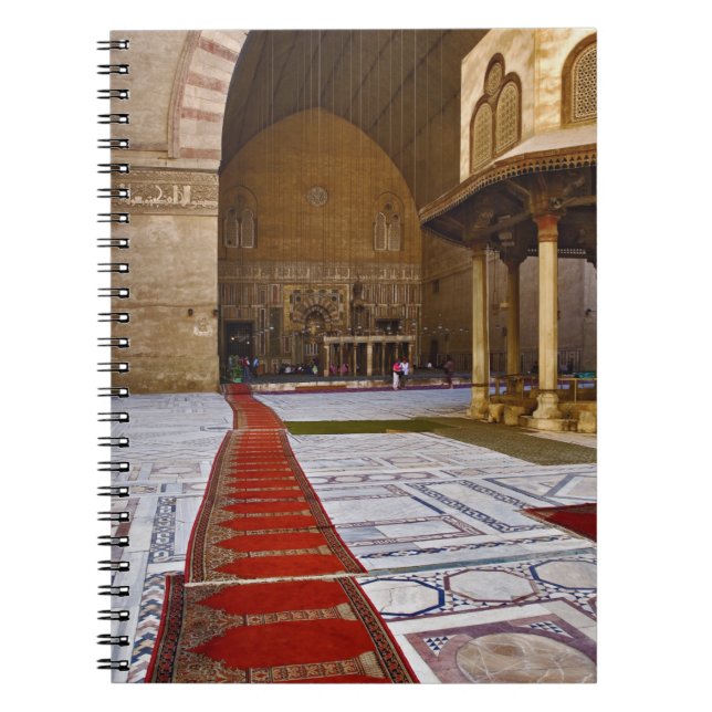 Bönemattor som leder in i en islamisk moské, Kairo Anteckningsbok (Framsidan)