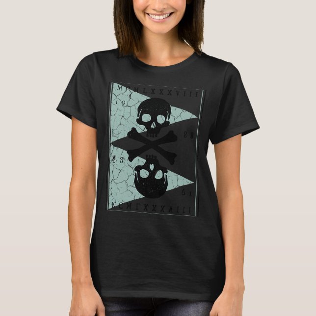 Bones and Skulls Pirate T Shirt (Framsida)
