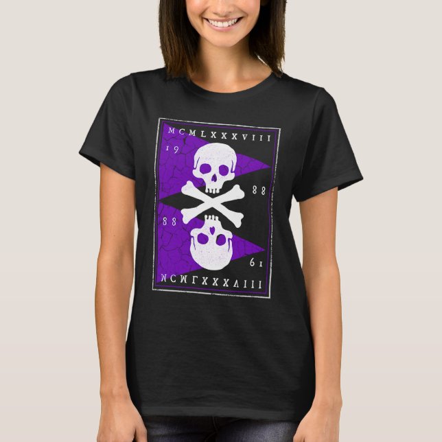 Bones and Skulls Pirate T Shirt (Framsida)