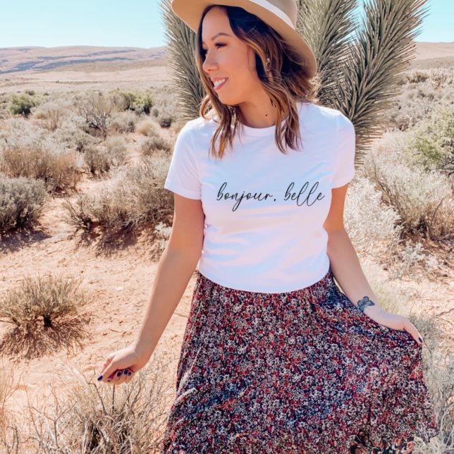 Bonjour, Belle Hej Fine Women's Modern Tee (Skapare uppladdad)