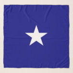 Bonnie Blue Flagga Sjal<br><div class="desc">Denna utformning har Bonnie Blue-flagga, som vid flera tillfällen var en banderoll som var associerad med Republiken Texas, Väster Florida, som levde i kort, och Amerikas södra stater i början av den amerikanska civilbefolkningen Krig 1861. Den fungerar nu ofta som en representativ banderoll för sydöstra Förenade Stater i allmänhet. Den...</div>