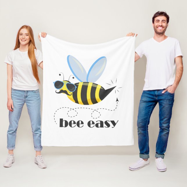 Bönskaraktär med mustasslor Bee Easy Fleecefilt (På plats)