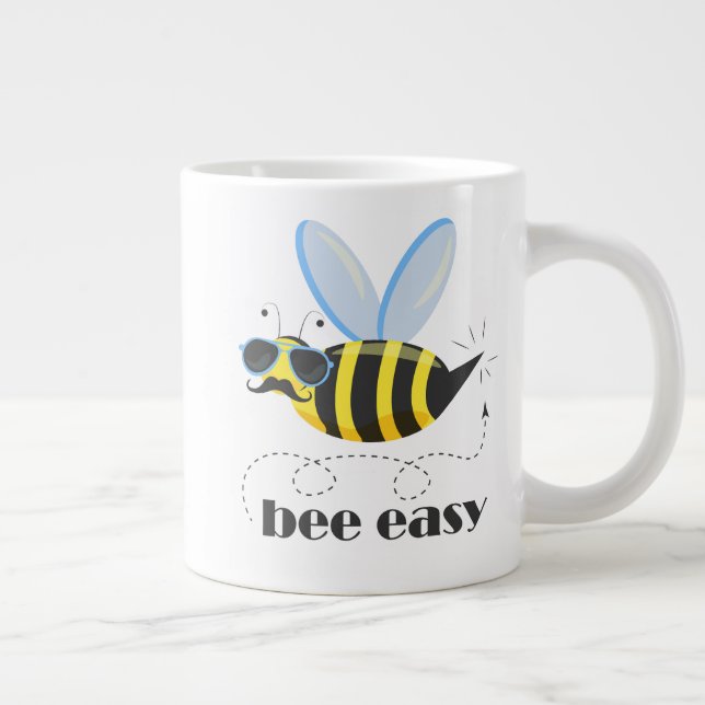 Bönskaraktär med mustasslor Bee Easy Jumbo Mugg (Höger)