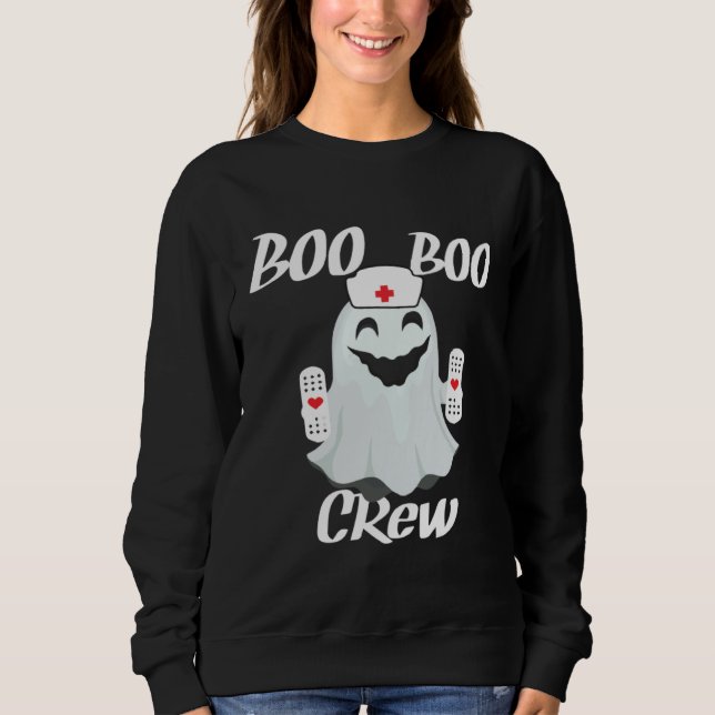 Boo Boo Crew EMT Paramedic and Nurse T Shirt (Framsida)