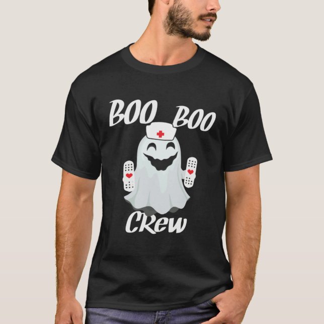Boo Boo Crew EMT Paramedic and Nurse T Shirt (Framsida)