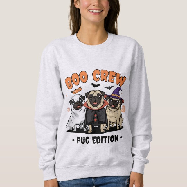 Boo Crew – Pug Edition | Sött Halloween Hunddesign T Shirt (Framsida)